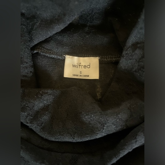 ❌SOLD Wilfred Only Hip Turtle Neck - Picture 6 of 7